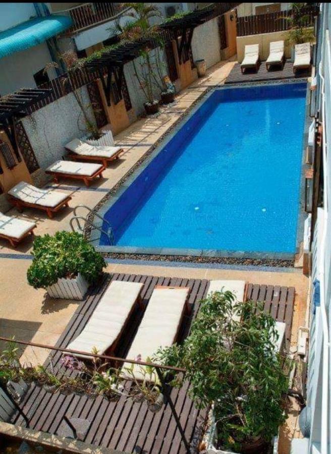 Rattana Beach Hotel By Shanaya Karon Екстер'єр фото